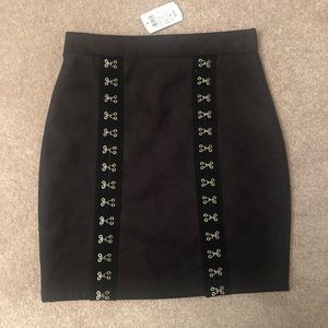 Windsor- Black Velvet Pencil Skirt- SIZE S